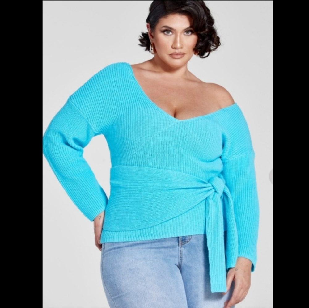 Fashion to Figure Vibrant Blue Off-Shoulder Brand New Sweater Sz 2